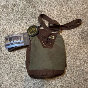 NWT Legacy Growler Bag